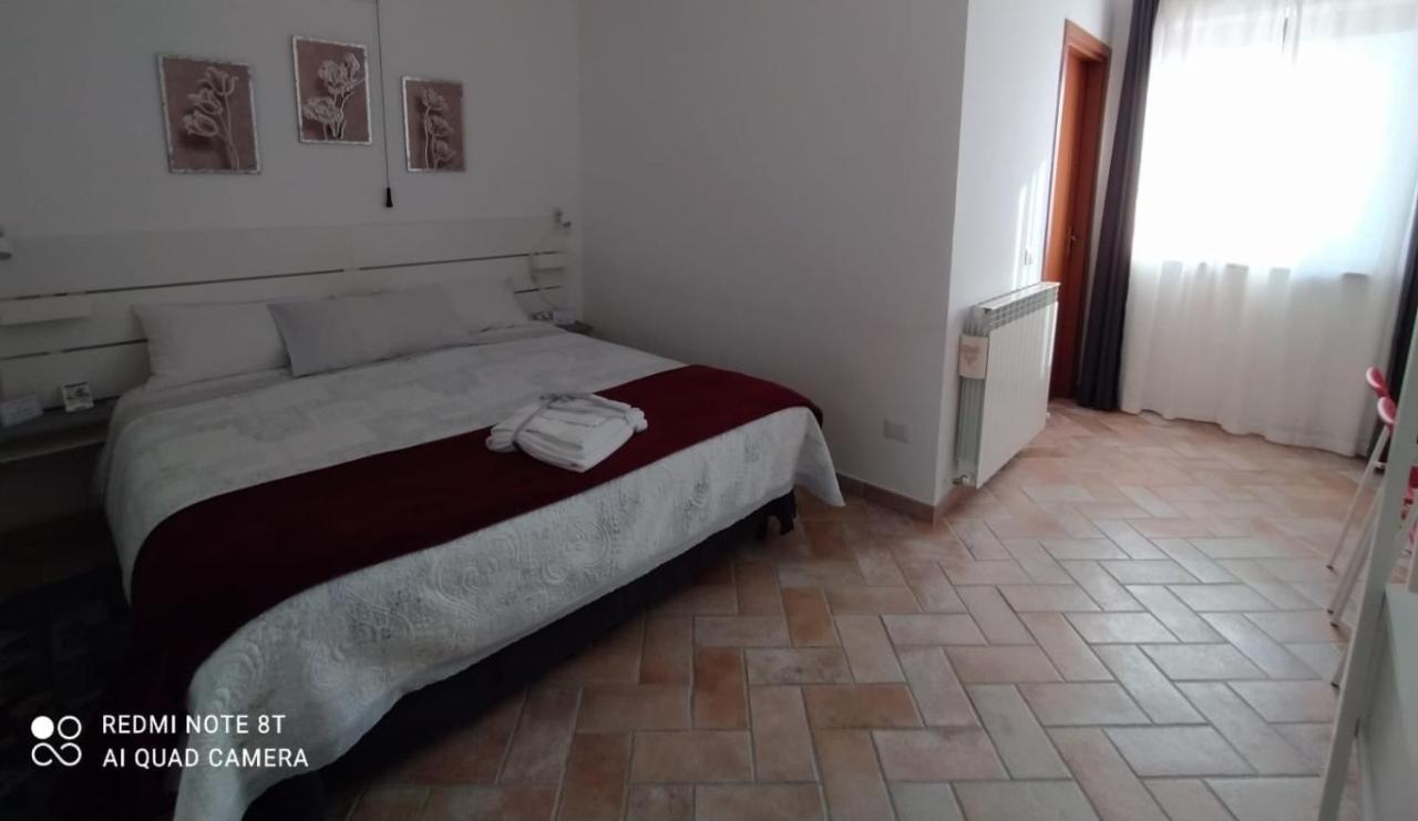 La Casa Di Alberto Camerino Zewnętrze zdjęcie